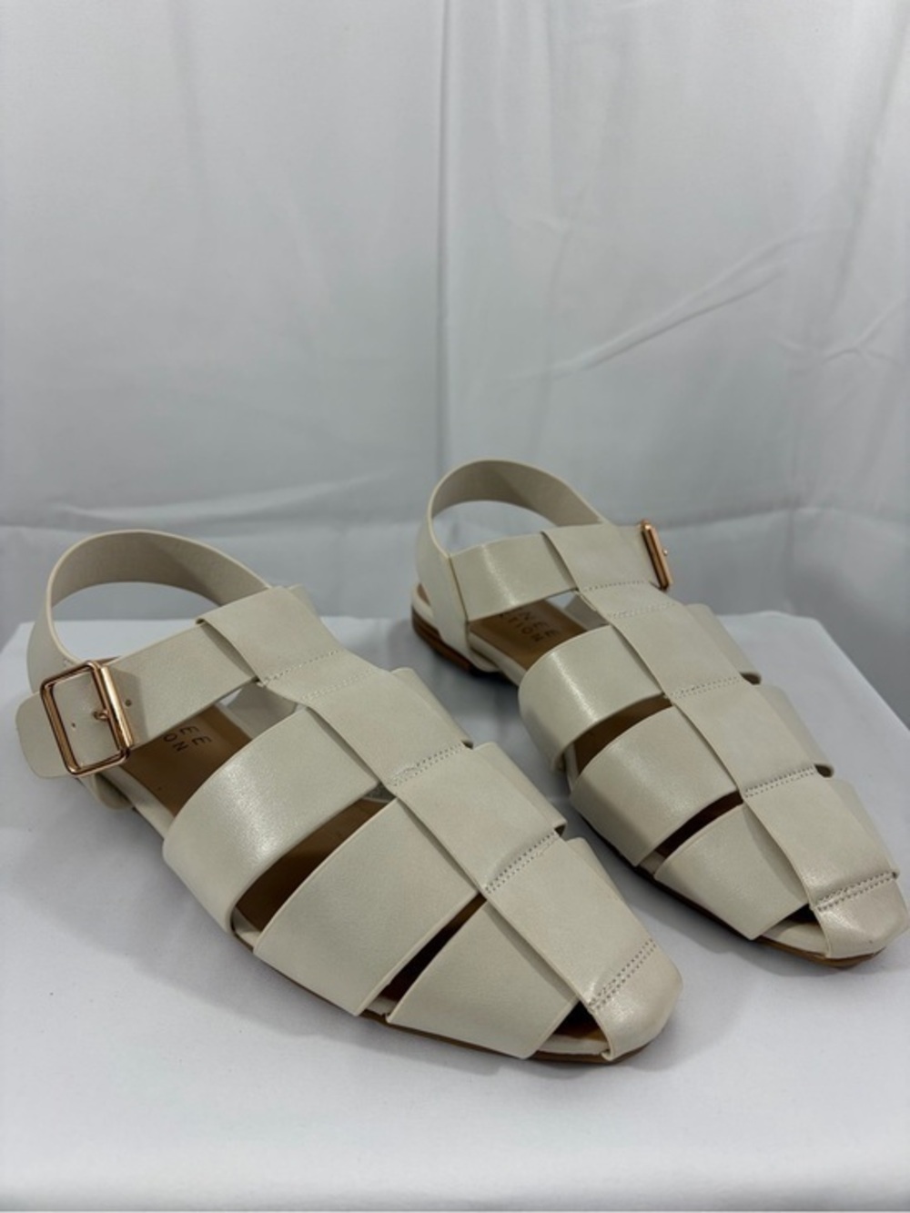 NWT Journee Women’s Size 8W Cream Woven Slingback Sandals